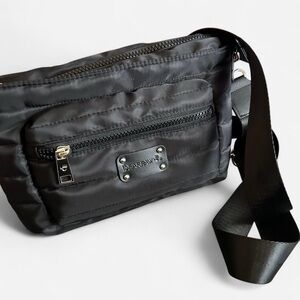 Bearpaw puffer black crossbody bag